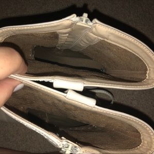 Women’s white leather boots